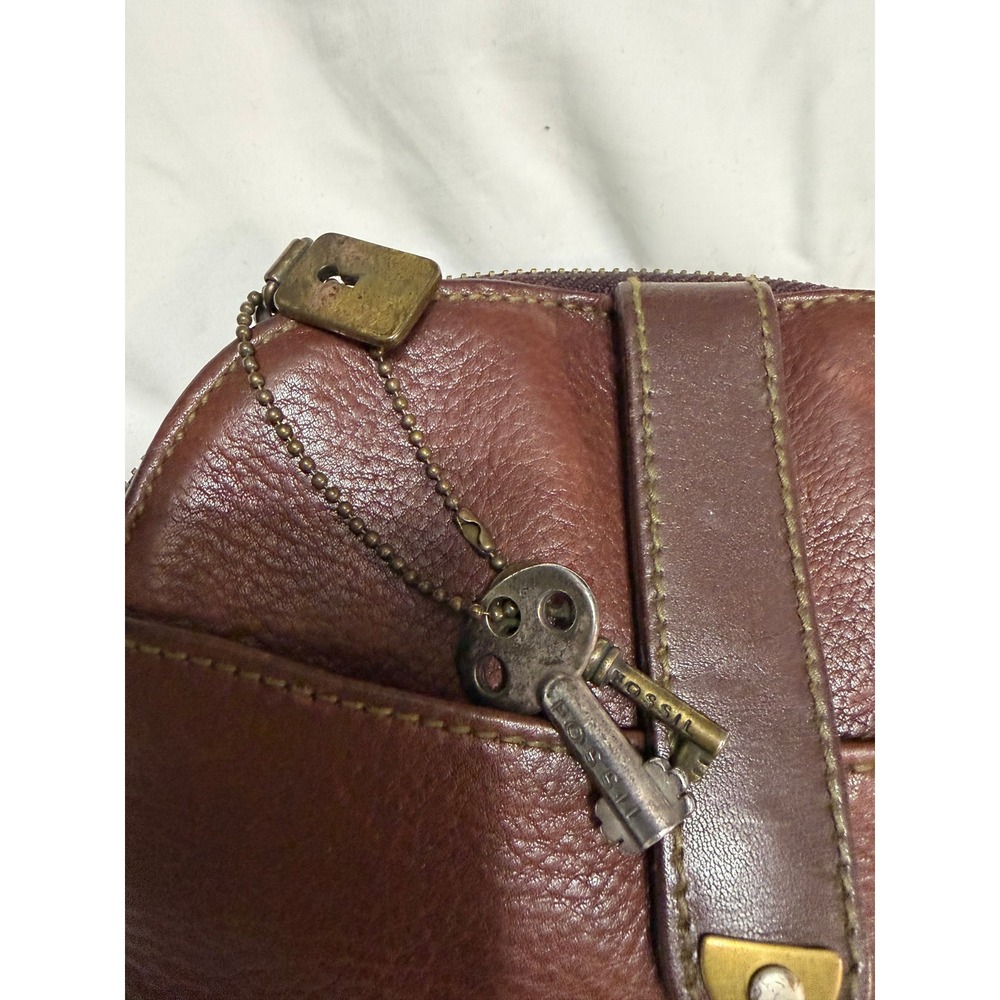 Fossil Vintage Brown Pebbled Leather Crossbody Bag Small Messenger 75082 Key - Picture 6 of 8